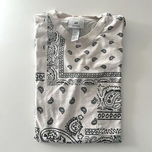 H&M Paisley Print Shirt - Size Medium